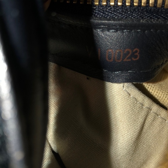 π― authentic LV Bag - FINAL $ - Picture 5 of 8